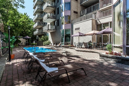 Le Nouvel Hotel image 1